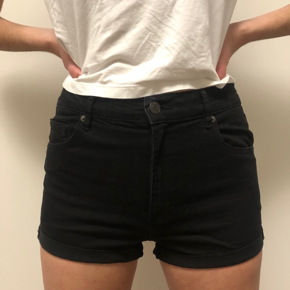 Garage heigh waisted black denim shorts